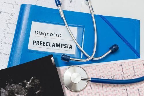 Preeclampsia diagnosis for pregnant patient with risky pregnancy